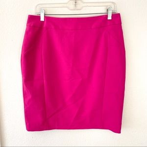 H&M Fuchsia Pencil skirt.